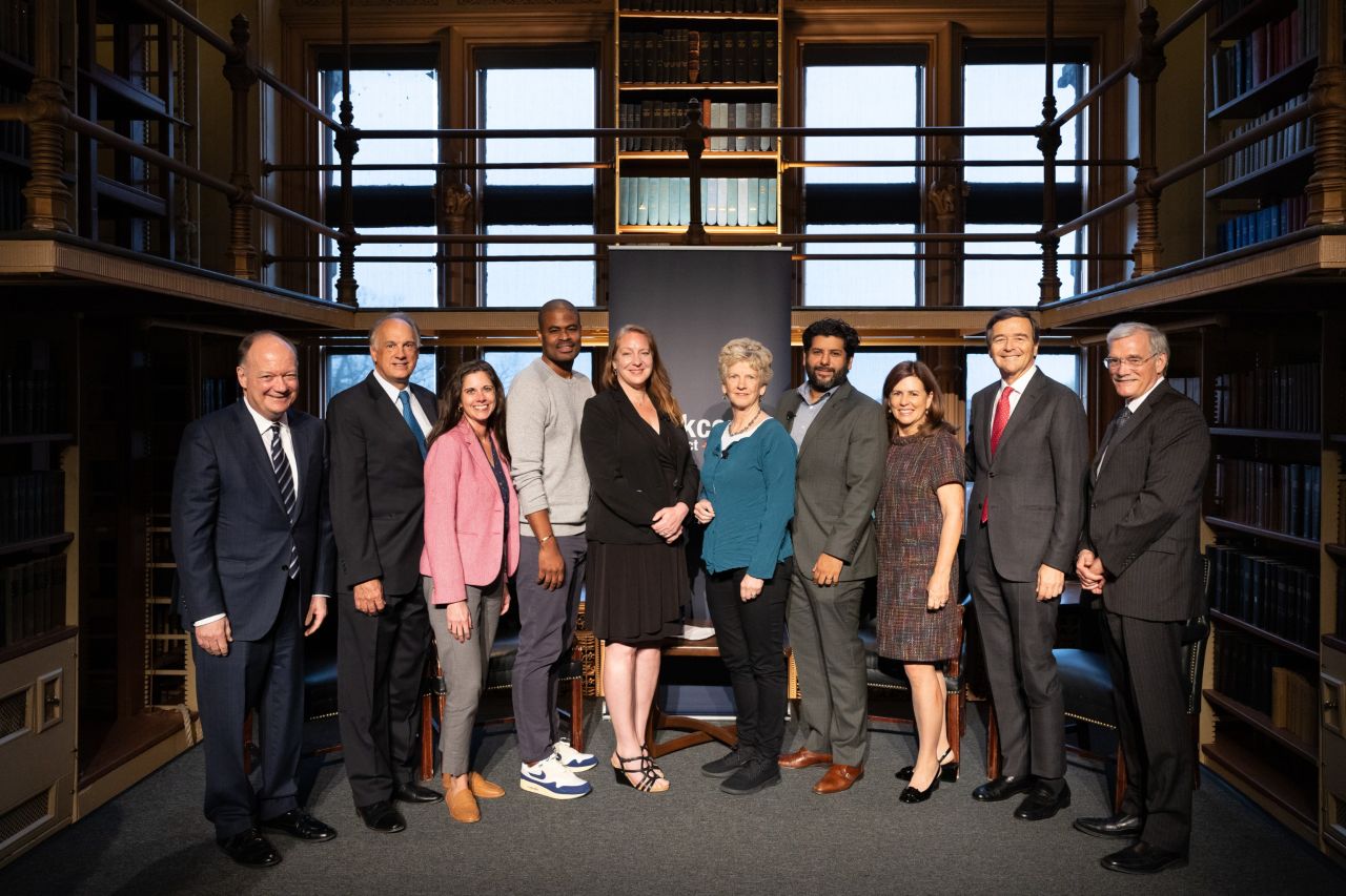 Lynn Overmann Beeck Center group photo at 10 year anniversary